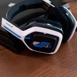 Logitech Astro Gaming - A20 Gen 2 Wireless Gaming Headset For PS5, PS4, PC - White/Blue -Epic Pixels 35b8b92b 6d94 5c99 9a11 59c2a041e5b9