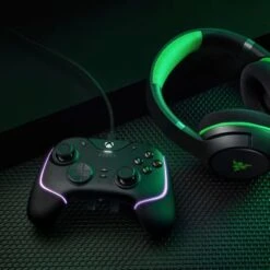 Razer - Wolverine V2 Chroma Pro Gaming Controller For Xbox Series X|S With RGB Chroma Backlighting - Black -Epic Pixels 6358d211 4a65 575a ae5c b0dd400a1fef