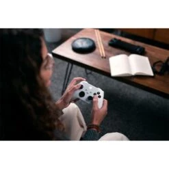 Microsoft - Xbox Wireless Controller For Xbox Series X, Xbox Series S, Xbox One, Windows Devices - Robot White -Epic Pixels d0765eb9 5bcf 5536 934e 3e407b98572e
